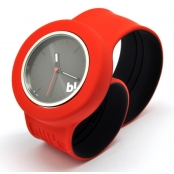 Montre B! Bracelet rouge & cadran noir