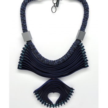 K1836-bleu - 3700982206670 - Christina Brampti - Collier ethnique en textile bleu marine