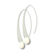 Longues boucles d'oreille Blanc