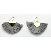 Boucles d'oreille pompon Gris