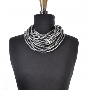 26174 - 3700982207127 - Fanny Fouks - Collier en bois Gris - 5