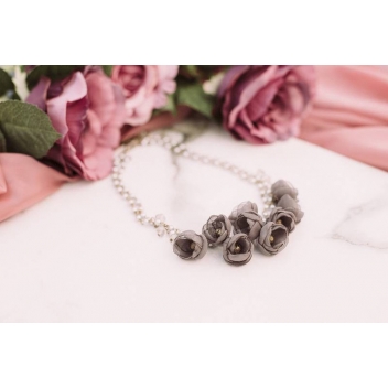 Anastasia necklace grey - 3700982206151 - Ana Popova - Anastasia : Collier de fleurs Gris