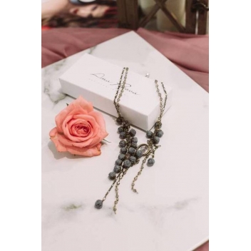 Constance necklace grey - 3700982206168 - Ana Popova - Constance : Collier de fleurs Gris